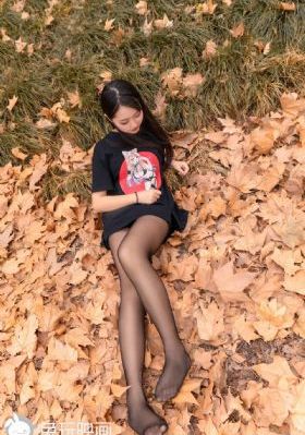 冰剑的魔术师_十万网红美女美酱