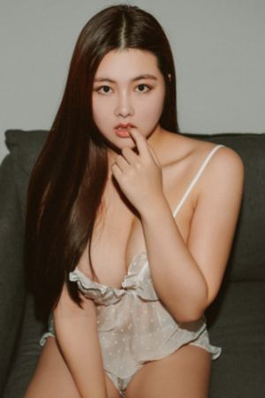 姨母的诱惑韩国_HD迅雷电影在线